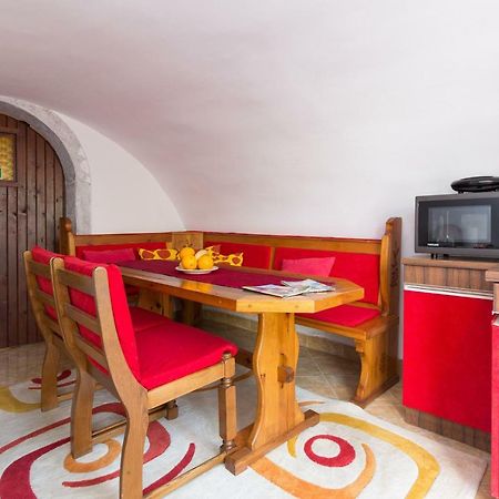 Apartments Bernarda Skrbcici Экстерьер фото