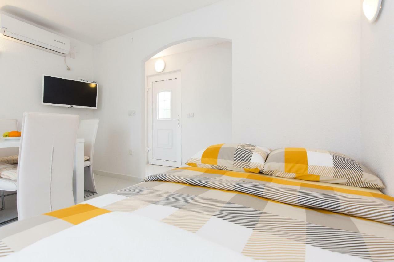 Apartments Bernarda Skrbcici Экстерьер фото