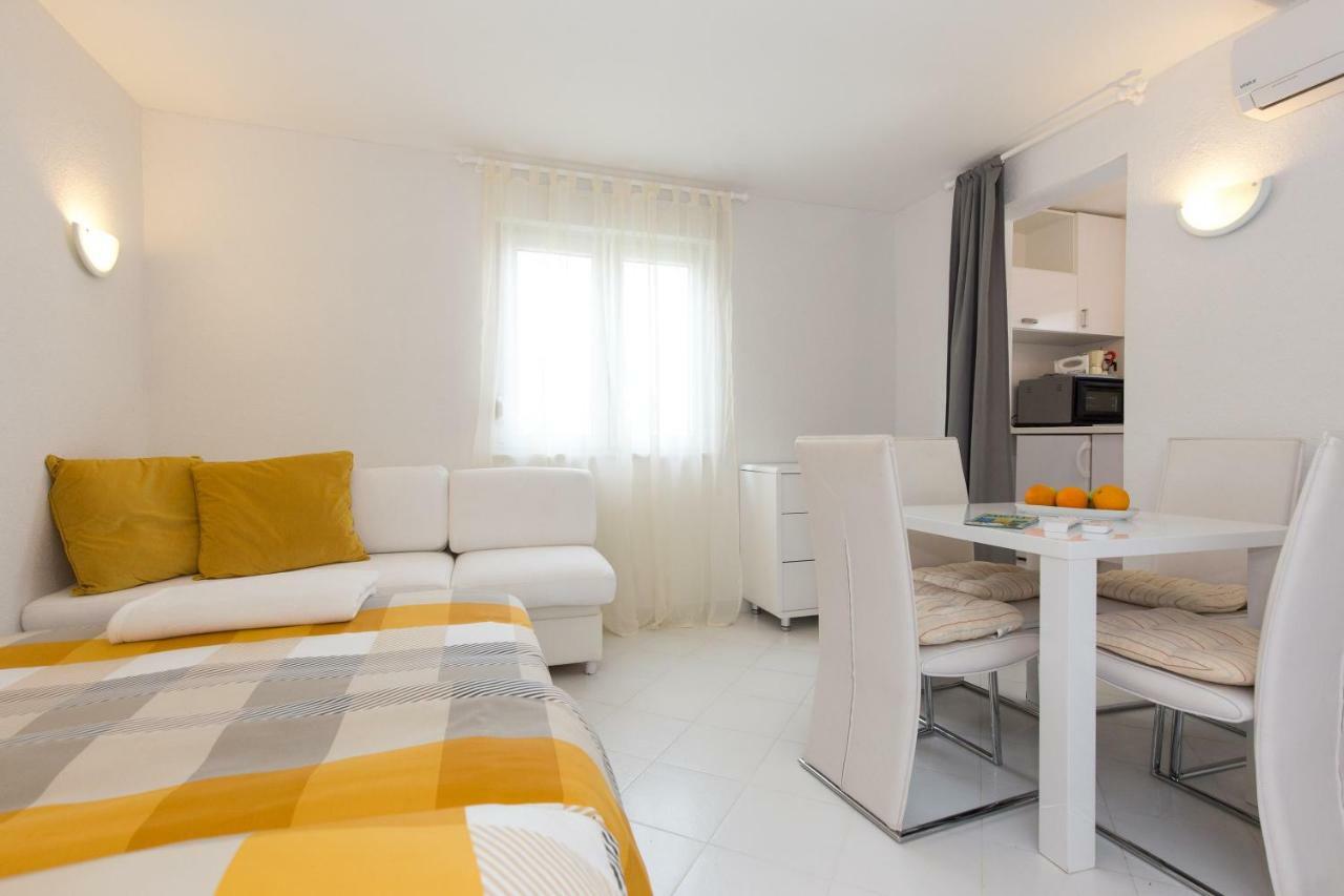 Apartments Bernarda Skrbcici Экстерьер фото